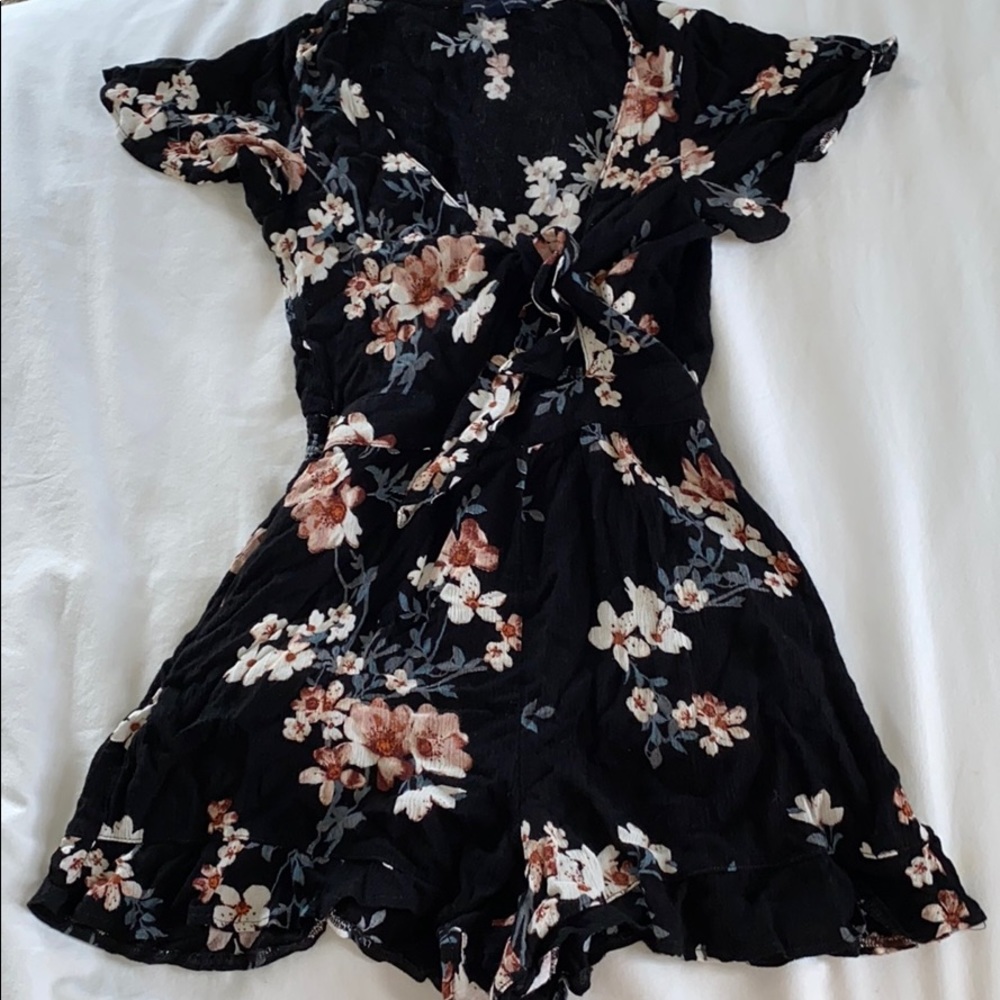American Eagle romper